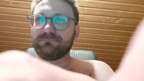 ben00189 online show from January 2025 10:40:01 PM