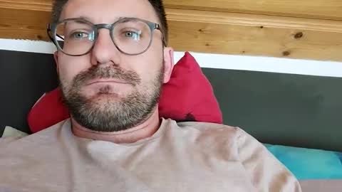 ben00189 online show from September 2025 02:05:02 PM