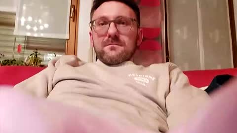 Snapshot of ben00189 chatting on February 2026 09:22:01 PM ben00189 online show from February 2026 09:22:01 PM