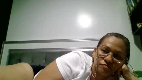 bendice625206 online show from October 2025 04:09:02 AM
