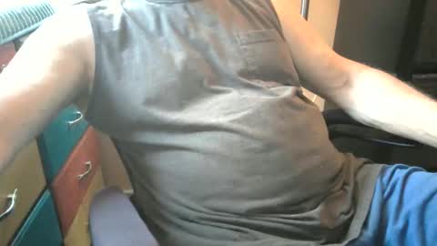 Snapshot of bendrinkin chatting on June 2026 11:57:01 PM bendrinkin online show from June 2026 11:57:01 PM