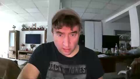 Robert  1984 online show from December 2025 07:45:02 AM