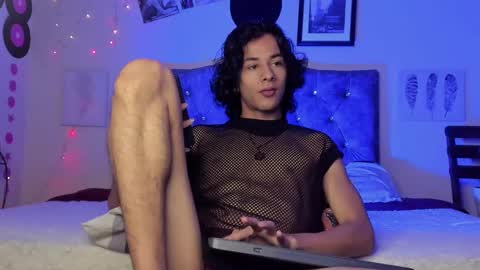 benjamin_fiore online show from February 2025 01:02:02 AM