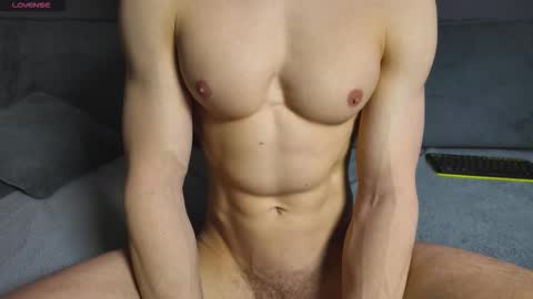 benjaminkarl02 online show from February 2026 09:10:02 AM