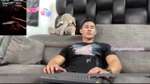 benjamincooperk online show from November 2025 07:05:02 AM