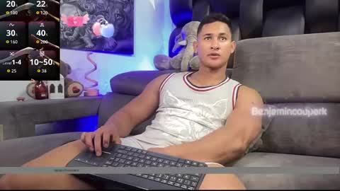 benjamincooperk online show from November 2025 05:51:01 AM