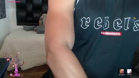 Snapshot of benjamincooperk1 chatting on May 2026 06:43:01 AM benjamincooperk online show from May 2026 06:43:01 AM