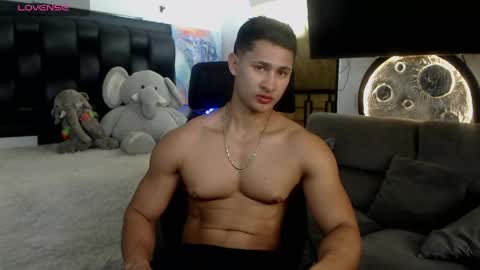 Snapshot of benjamincooperk1 chatting on May 2026 10:33:02 AM benjamincooperk online show from May 2026 10:33:02 AM