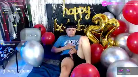 Snapshot of benji_hoter chatting on June 2026 05:06:01 PM Benji Hoter online show from June 2026 05:06:01 PM