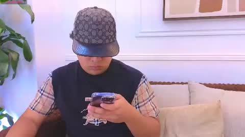 Snapshot of bennett_alejoo chatting on July 2026 06:58:01 PM bennett_alejoo online show from July 2026 06:58:01 PM