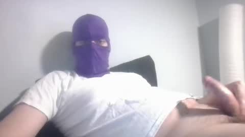 bennybueno online show from February 2026 04:11:01 AM