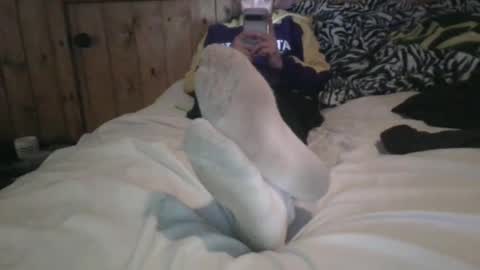 Snapshot of bennymn chatting on February 2025 02:40:01 AM benny and innocentvixon online show from February 2025 02:40:01 AM