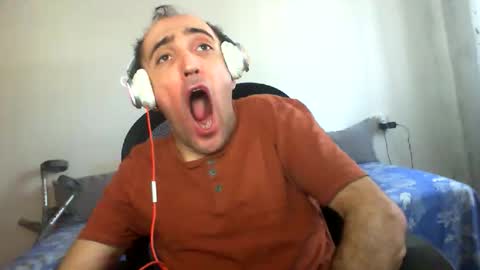 bentish online show from November 2025 08:02:01 AM