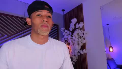 Snapshot of bento_fox chatting on February 2026 04:00:02 AM bento_fox online show from February 2026 04:00:02 AM