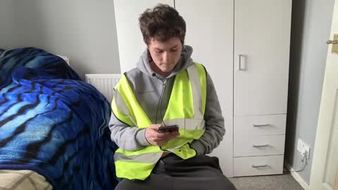 READ MY BIO ---  --- READ MY BIO online show from March 2025 02:37:01 PM