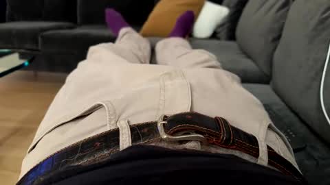 Snapshot of benz10001 chatting on January 2025 04:50:02 AM benz10001 online show from January 2025 04:50:02 AM