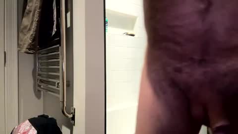 Snapshot of benz10001 chatting on January 2025 12:35:02 PM benz10001 online show from January 2025 12:35:02 PM