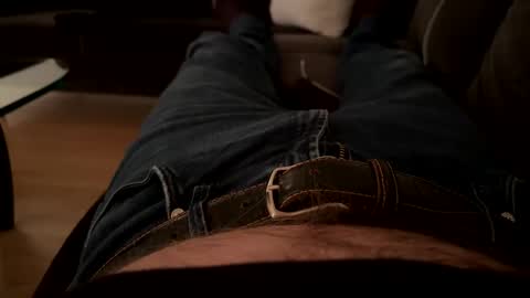 Snapshot of benz10001 chatting on January 2025 12:03:01 AM benz10001 online show from January 2025 12:03:01 AM