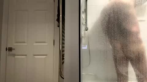 Snapshot of benz10001 chatting on February 2025 12:37:01 PM benz10001 online show from February 2025 12:37:01 PM