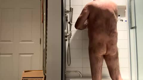 Snapshot of benz10001 chatting on September 2025 11:26:02 PM benz10001 online show from September 2025 11:26:02 PM