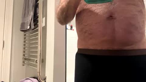 benz10001 online show from February 2026 04:09:02 AM