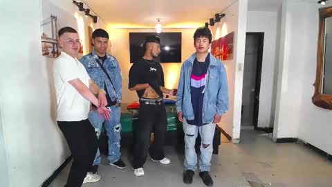 benz boys online show from November 2025 10:35:01 PM