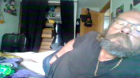 bergeeric1970 online show from September 2025 06:08:01 PM