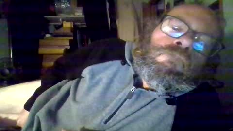 bergeeric1970 online show from November 2025 03:38:01 AM