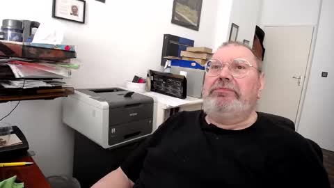 berlinerbaer1963 online show from June 2026 03:12:01 PM