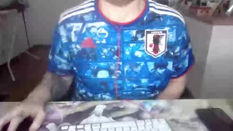 Snapshot of bernardo1904 chatting on May 2026 01:18:02 PM Bernardo online show from May 2026 01:18:02 PM