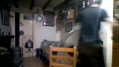 Snapshot of bernichaos77 chatting on March 2026 01:54:02 AM bernichaos77 online show from March 2026 01:54:02 AM