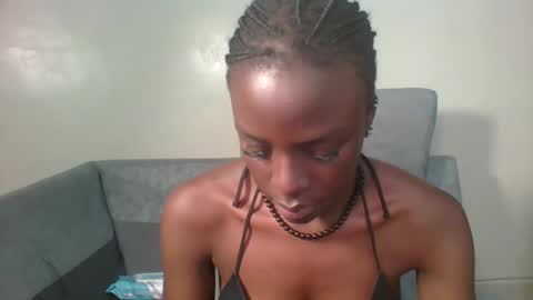 Snapshot of berryjuicey chatting on October 2025 06:15:02 AM Juicey online show from October 2025 06:15:02 AM