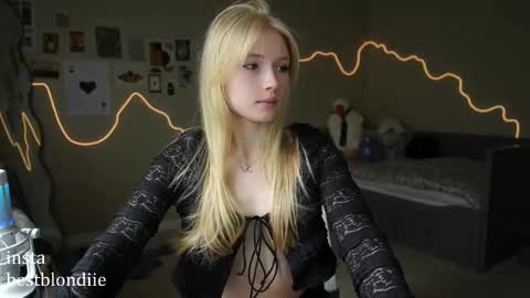 Chloe Next stream on Friday online show from March 2025 05:47:01 PM