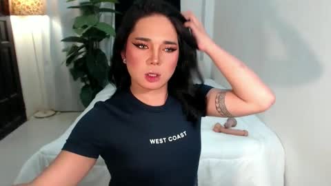 Snapshot of bestgirljulia chatting on February 2026 08:02:01 AM bestgirljulia online show from February 2026 08:02:01 AM