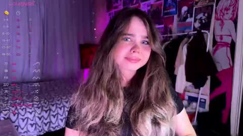 Snapshot of bestie_me chatting on October 2025 06:18:02 PM Emily Stream every day online show from October 2025 06:18:02 PM