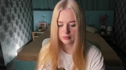 Snapshot of betany_foks chatting on May 2026 01:11:02 AM Betany online show from May 2026 01:11:02 AM