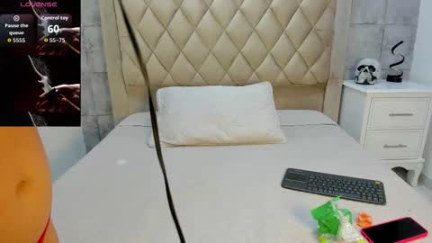 Snapshot of betanymiller chatting on September 2025 05:44:02 AM Betany online show from September 2025 05:44:02 AM
