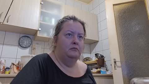 bethnorth online show from October 2025 02:31:01 AM