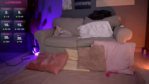 Betty online show from February 2025 04:22:02 AM