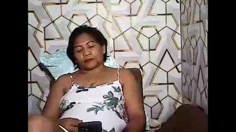 Snapshot of betty_83 chatting on April 2026 12:48:02 PM betty_83 online show from April 2026 12:48:02 PM