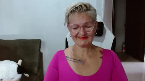 Snapshot of bety_cum3 chatting on February 2026 02:53:02 PM bibiana online show from February 2026 02:53:02 PM