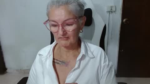 Snapshot of bety_cum3 chatting on February 2026 11:29:02 AM bibiana online show from February 2026 11:29:02 AM