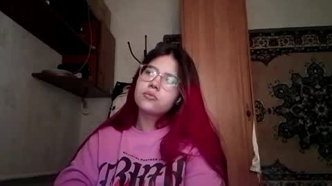 Mia online show from April 2026 10:50:02 AM