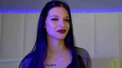 Beverly online show from March 2025 03:43:01 AM