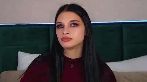 Beverly online show from November 2025 07:41:01 AM