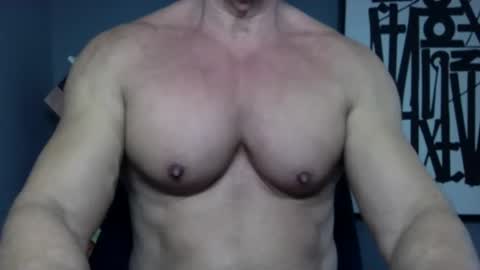 BGDKMUSCLEGUY - SELECTED BY CHATURBATE AS A TOP BROADCASTER FOR 2023 online show from April 2026 06:57:02 PM