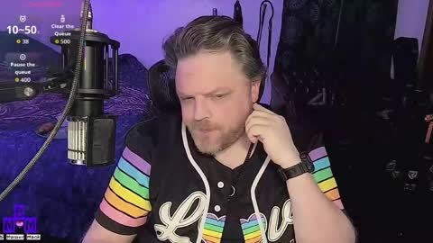 Bi Master Mack online show from April 2026 10:51:02 AM