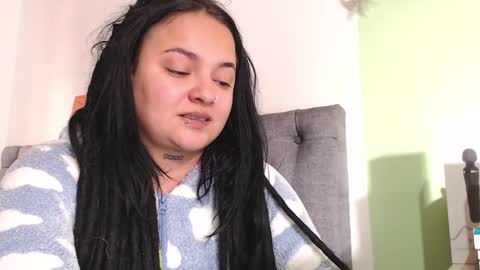 Snapshot of biabia_1 chatting on December 2024 09:22:02 PM BiaBia online show from December 2024 09:22:02 PM