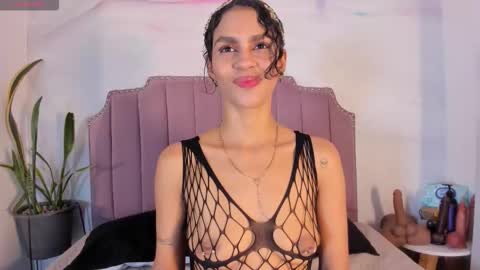 bianca_angel_ online show from November 2025 08:00:01 PM