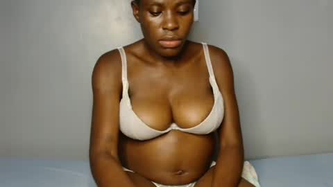 Snapshot of bianca_lue chatting on June 2026 01:39:01 AM bianca baby online show from June 2026 01:39:01 AM